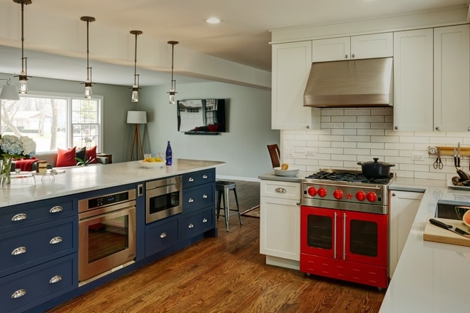 Two-Tone Kitchens: How to find the right countertop