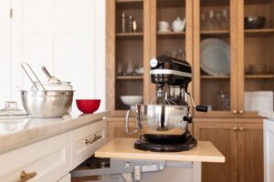Holiday-Ready Kitchens: Smart Cabinet Features for Effortless Entertaining